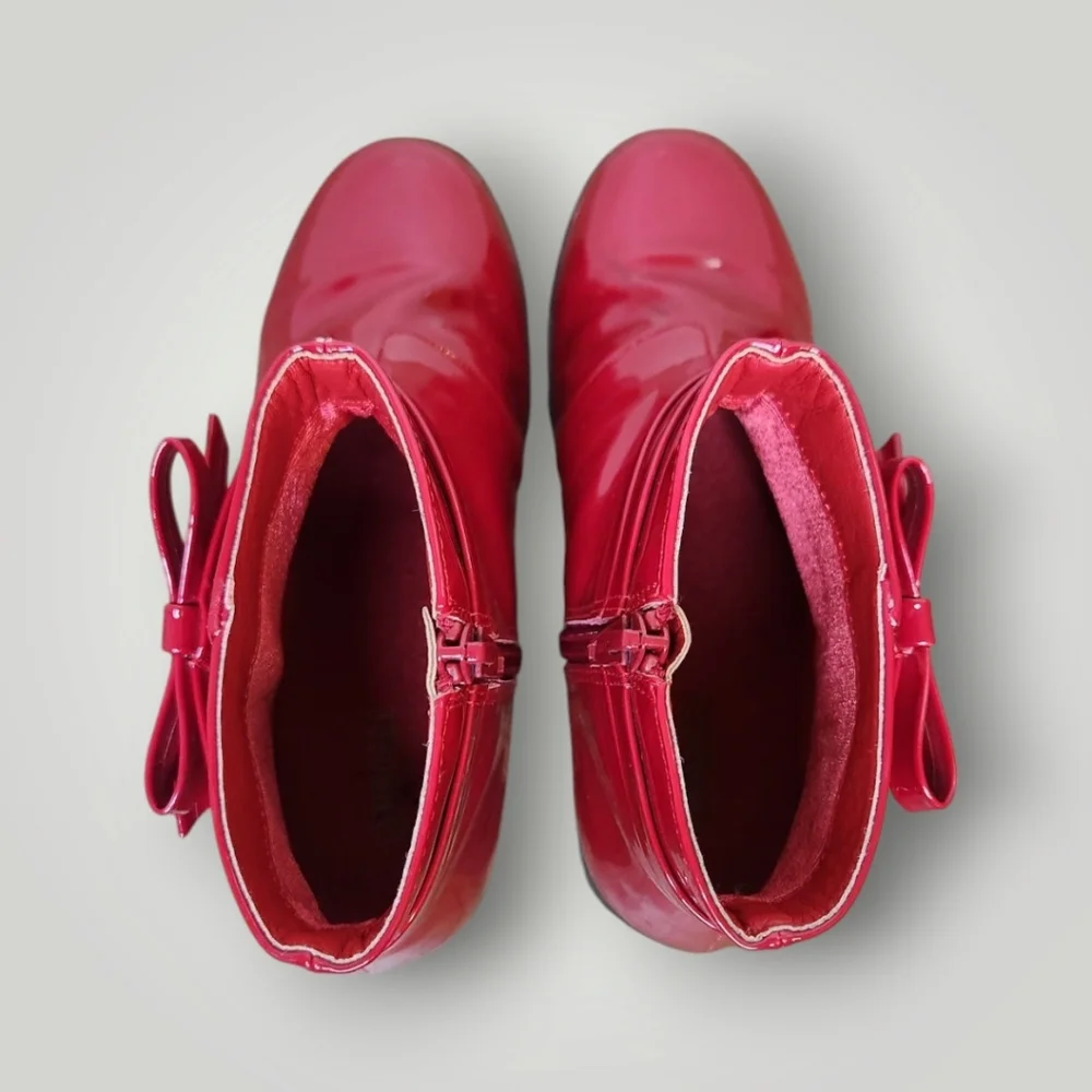 Gymboree Red Kids Boots with Bow size 2 Red Boots Side Zips Faux Patent